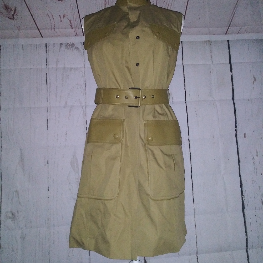 High end sleeveless mid length dress